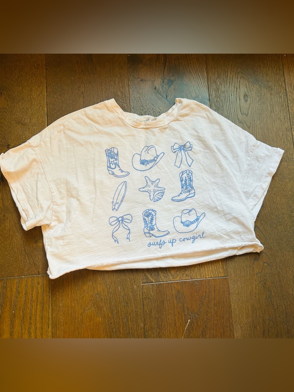 ALTAR’D STATE Surf's Up Coastal Cowgirl White Graphic Cropped Tee Small - Picture 3 of 5